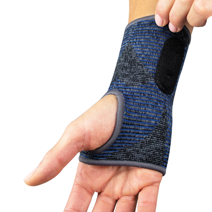 Mueller Reversible 3 in 1 Wrist Brace